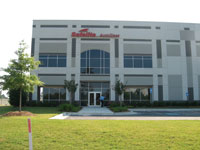 Safelite Autoglass opened up a new facility in Braselton, Georgia, in August 2010