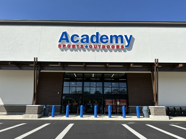 Sports and outdoors stores deals