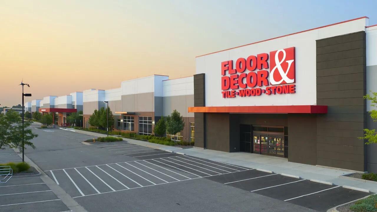 WA Floor & Decor Announces Grand Opening of Bremerton Warehouse and