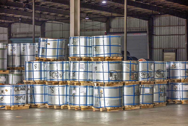 Imported cargo stored in Port Tampa Bay Foreign-Trade Zone warehouse, supporting global trade, manufacturing and supply chain logistics.