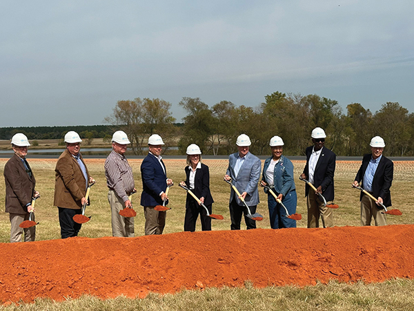 State and company officials break ground on Huber Engineered Woods’ $418 million engineered wood panels manufacturing plant in Shuqualak. The project, the largest in Noxubee County’s history, will create 158 new jobs. Image courtesy of Office of Governor Tate Reeves