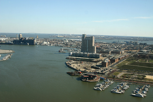 Port of Baltimore: © Chrisdodutch | Dreamstime.com