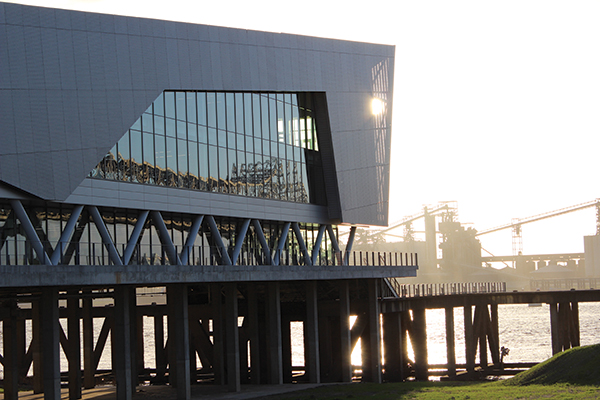 The strikingly modern architecture of the Water Institute of the Gulf, which overlooks the Mississippi River across from the Port of Greater Baton Rouge, symbolizes Louisiana’s visionary approach to water management. Photo Courtesy of Water Institute of the Gulf