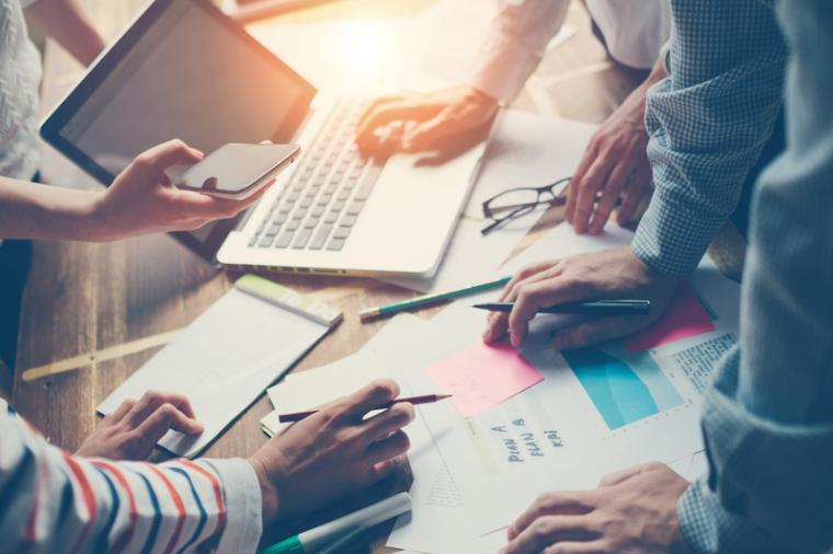 Survey: Most Employers Plan to Offer Hybrid Work After the Pandemic
