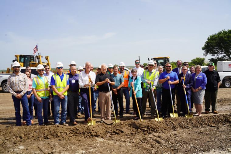 KS: Governor Promotes Rural Economic Development, Groundbreaking on Soybean Processing Plant