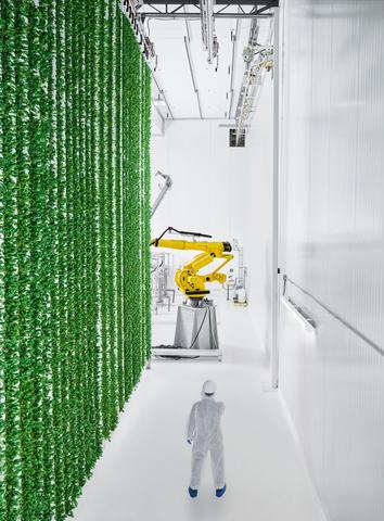 CA: Plenty Opens World’s Most Technologically Advanced Indoor Vertical Farm in Compton