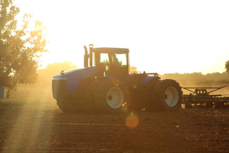 AEM Report: Tractor Sales Growth Softens in U.S., Canada in July