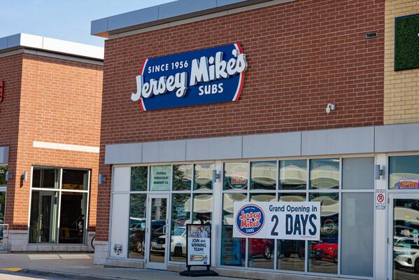 CN: Redberry Restaurants Opens First of 300 Jersey Mike's Subs Locations in Canada