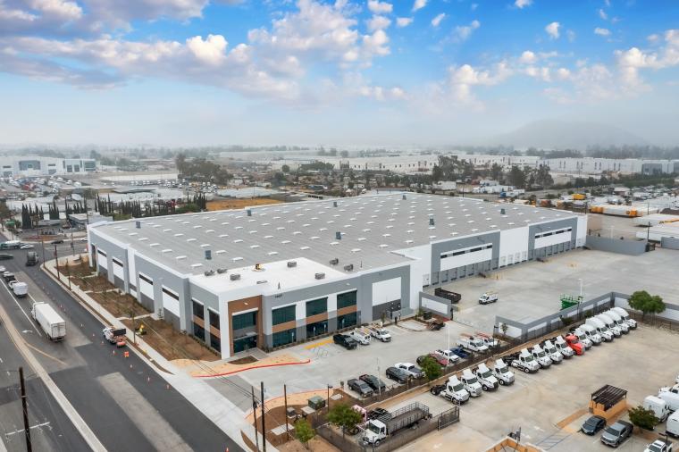 CA: Third-Party Global Logistics Company to Lease Warehouse/Distribution Facility in Fontana
