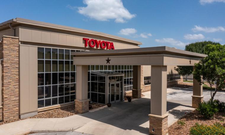 TX: Toyota Announces $3.6B Expansion, 2,000 New Jobs at its San Antonio Plant