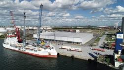 Ports and Depots Keep the U.S. Economy Humming with  Access to Markets